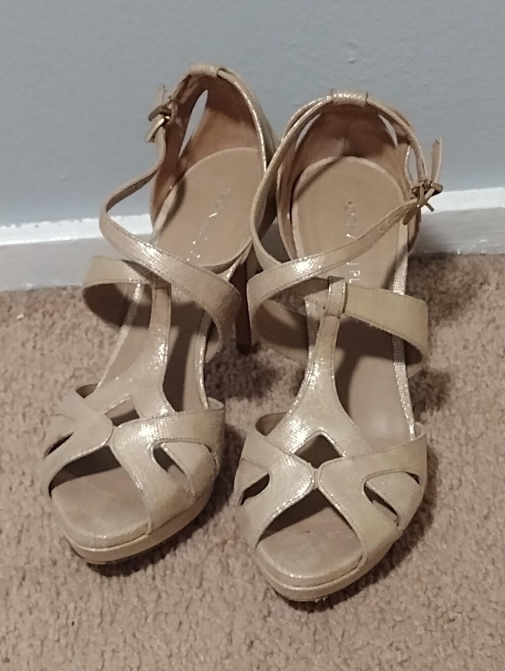 Donald Pliner gold strappy heel